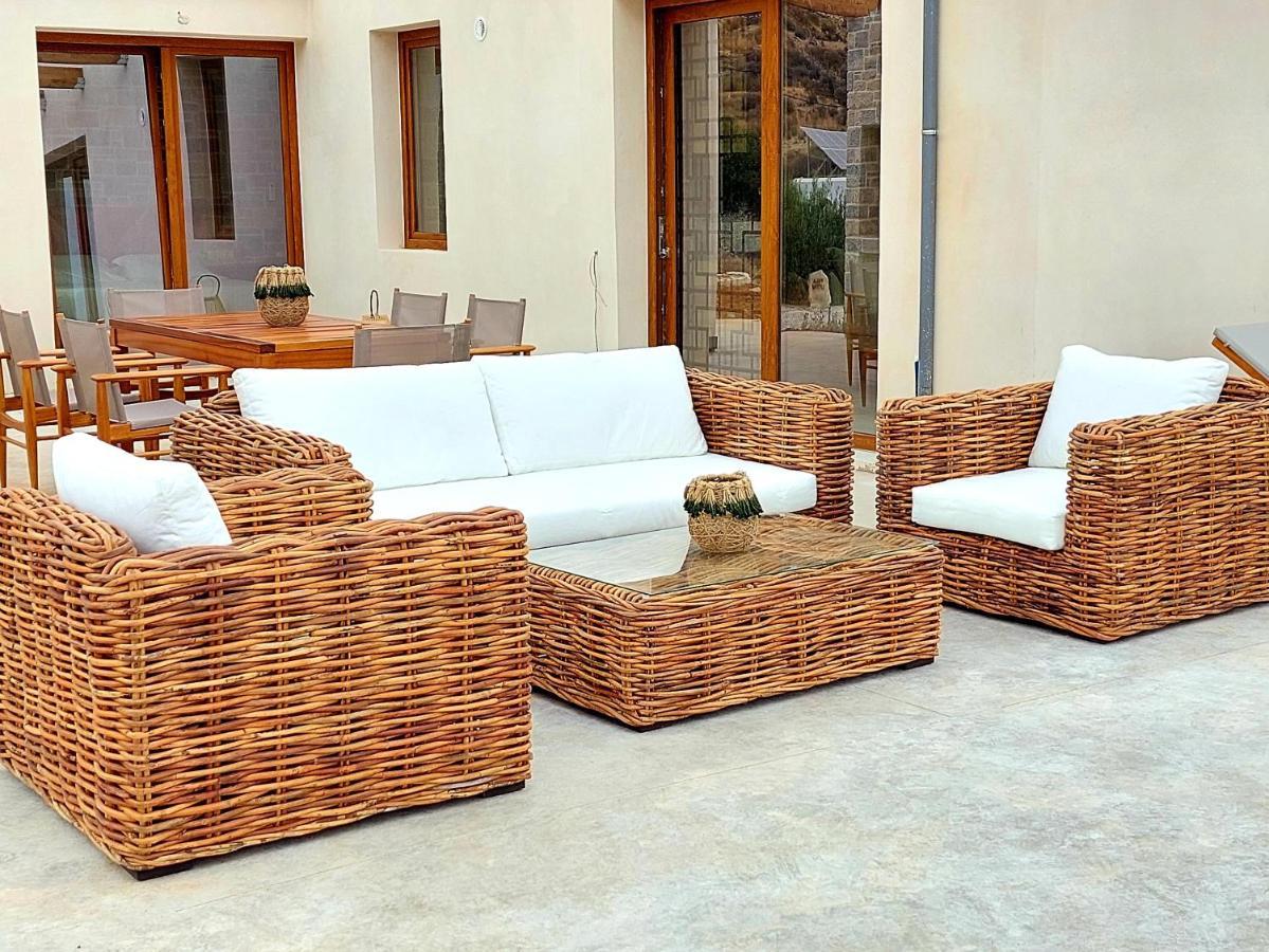 Phaestias Terra Villas Каламаки Екстериор снимка