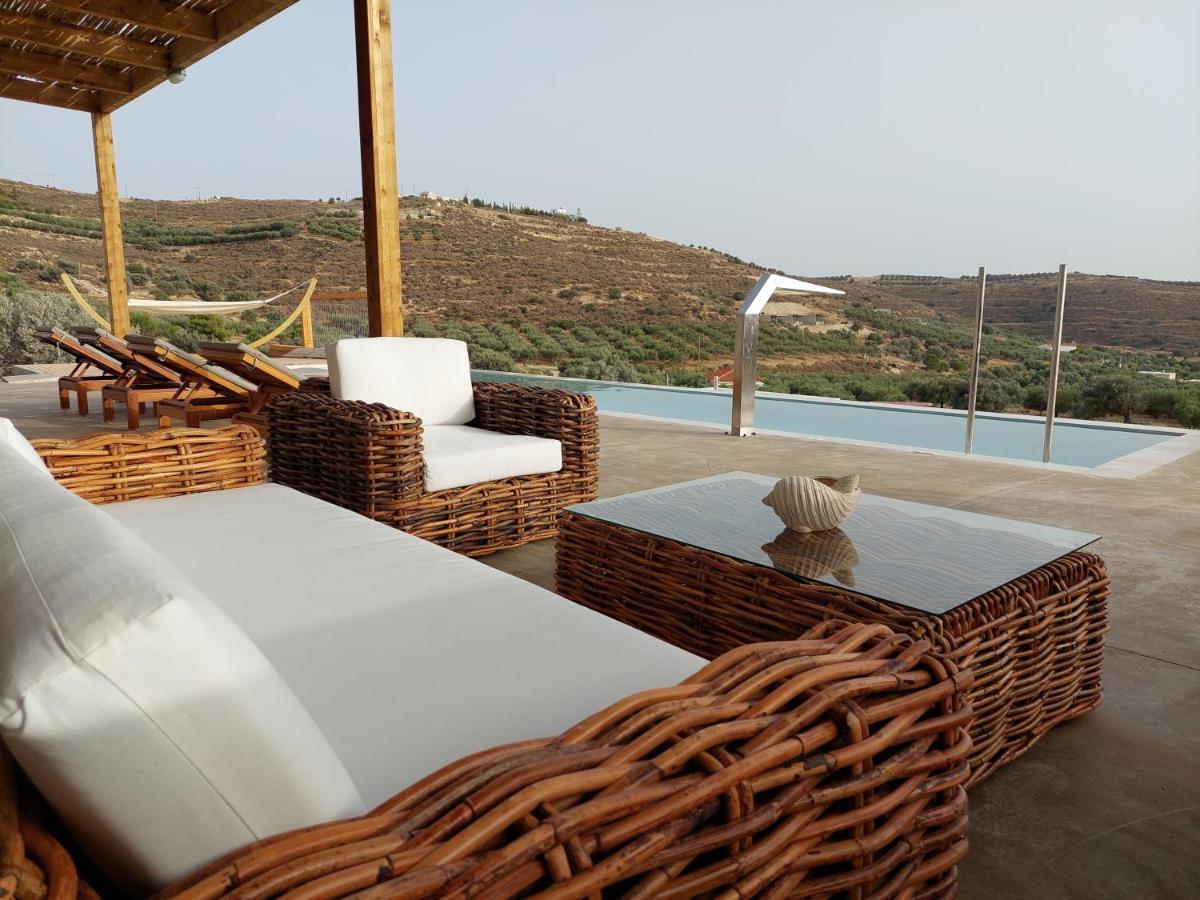 Phaestias Terra Villas Каламаки Екстериор снимка
