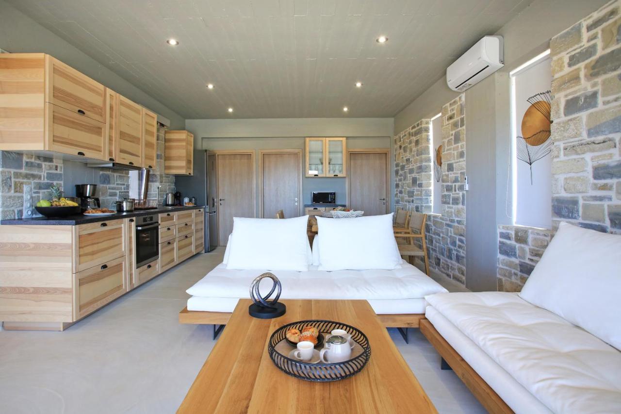 Phaestias Terra Villas Каламаки Екстериор снимка