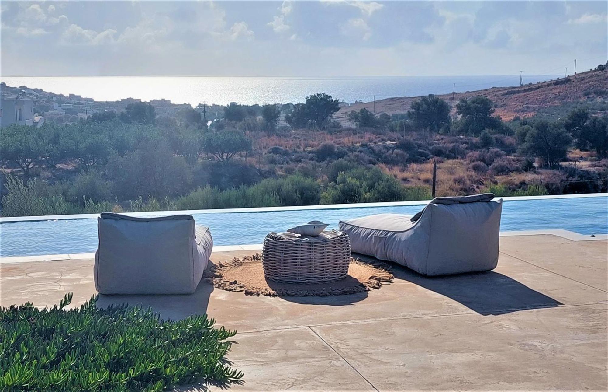 Phaestias Terra Villas Каламаки Екстериор снимка